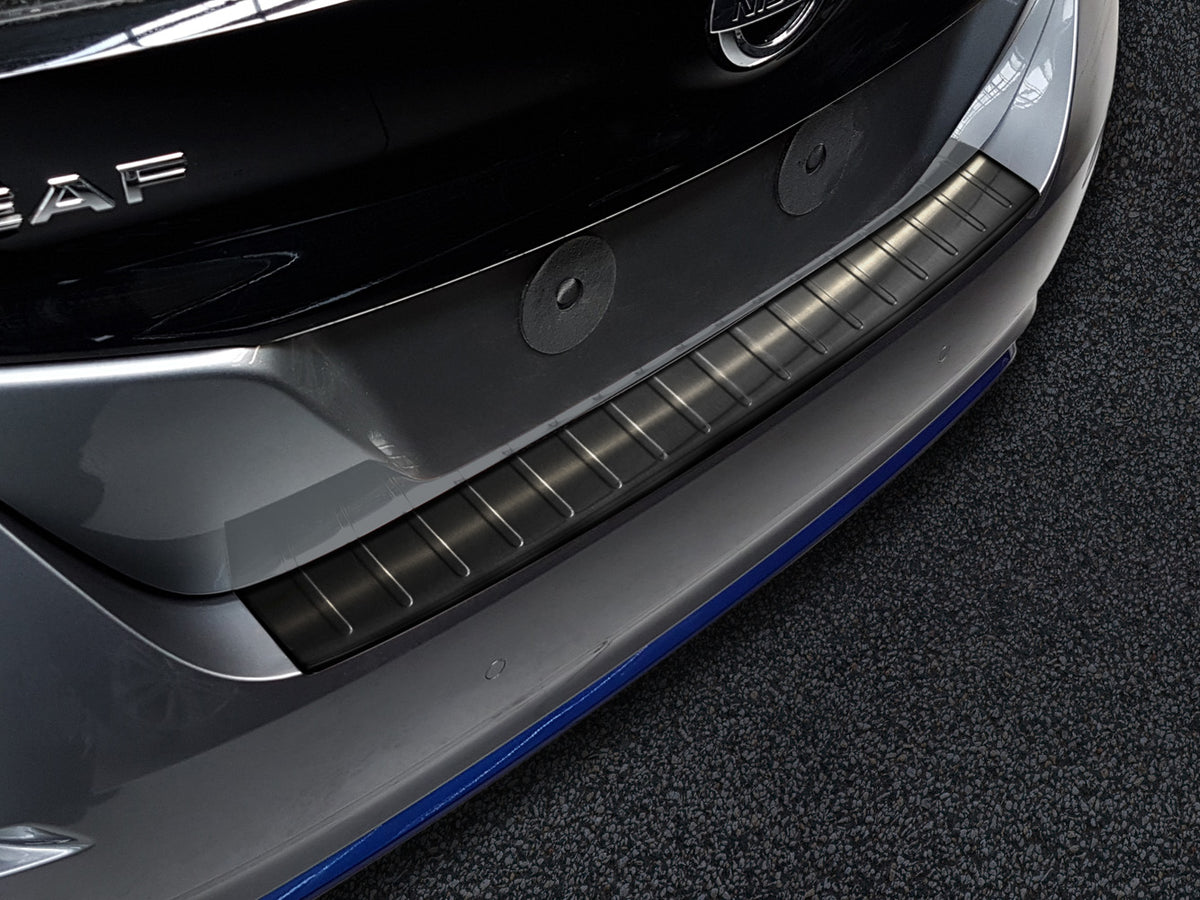 Avisa bakfangerbeskytter til Nissan Leaf II / Black Edition – enkel 3M montering