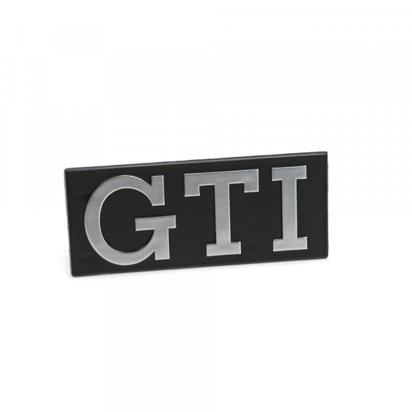 Emblem/logo til Vw Golf 1 GTI / Chrome i Satin Black utførelse, perfekt passform til front grill