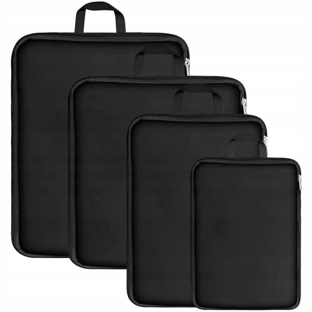 Komprimeringspose-sett til koffert, fire svarte tekstilposer i ulike størrelser med glidelås og bærehåndtak.