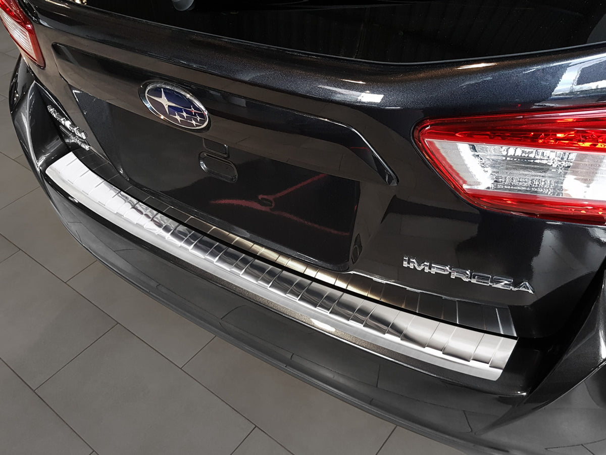 Avisa bakfangerbeskytter til Subaru Impreza V GT facelift – enkel 3M-montering