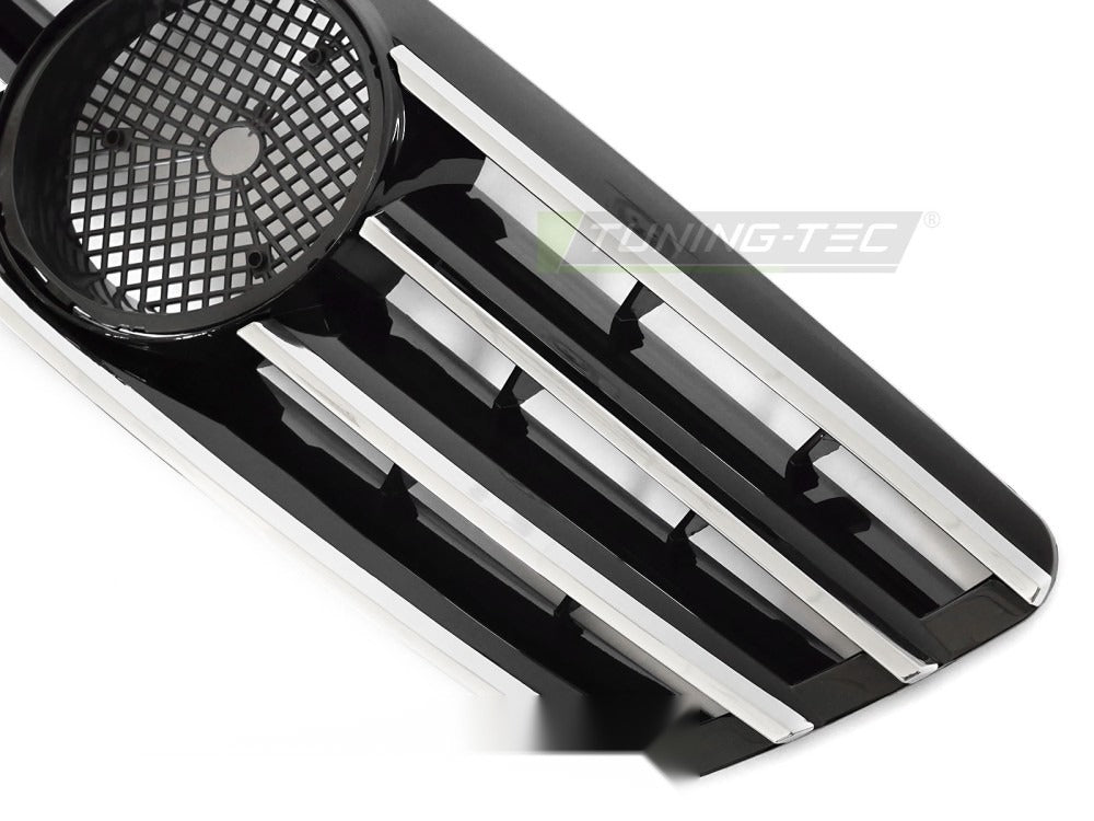 Grill Mercedes C-Klasse W203 00-07 sett fra siden, struktur synlig.