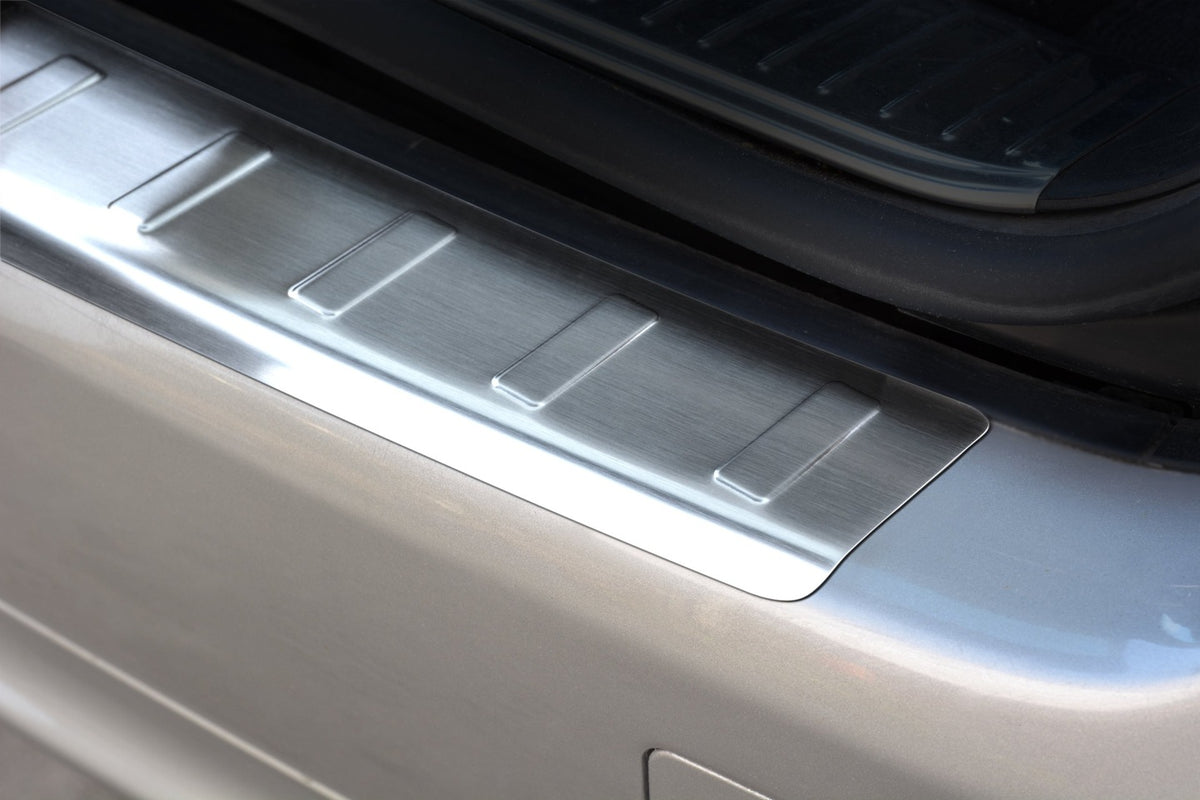 Avisa bakfangerbeskytter til Mercedes E-Class W 211 T-model – enkel 3M montering