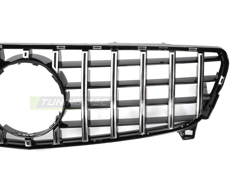 Grill Mercedes A-Klasse W176 15-18 sett fra siden, struktur synlig.