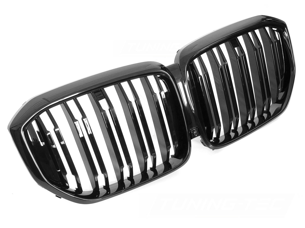 Grill til BMW X5 G05 LCI 23- i blank sort sett rett forfra på hvit bakgrunn.