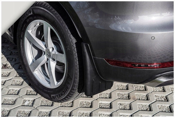 Skvettlapp Porsche Macan I (95B) (2014-2024) – ABS - detaljer