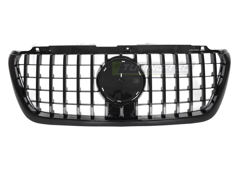 Detaljbilde av Grill Mercedes Sprinter W907 18-22 med blank sort finish.