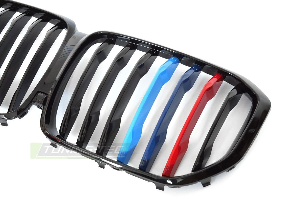 Grill X5 G05 19-22 sett fra siden, struktur synlig.