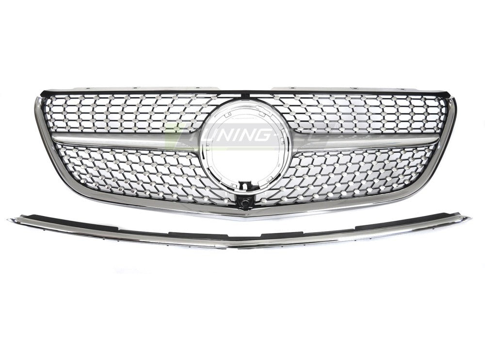 Detaljbilde av Grill Mercedes Vito W447 19-23 sølv/sort med diamond-mønster og emblemfeste.