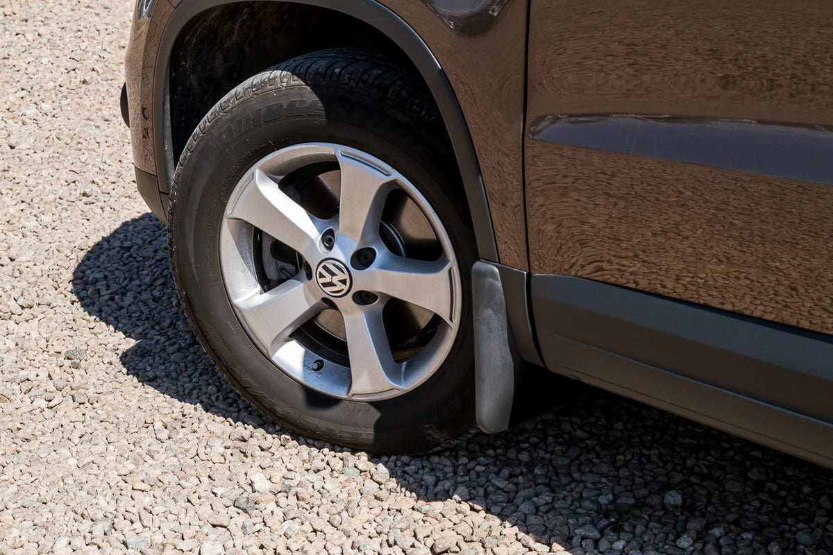 Ven-Tuning skvettlapp til Vw TIGUAN I – svart ABS