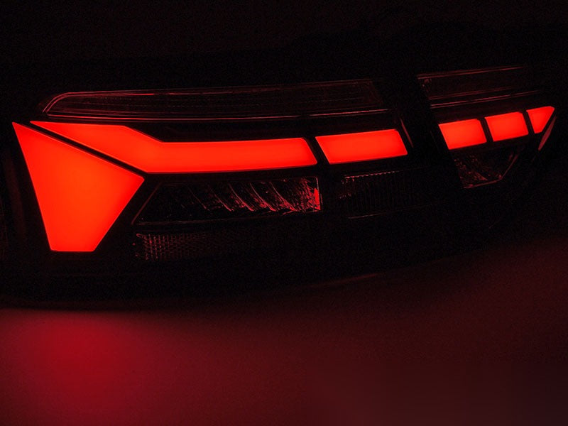 Baklykter Audi A5 11-16 OEM Bulb med festedetaljer.