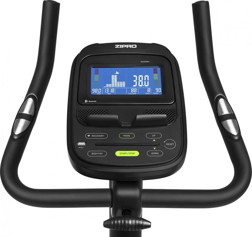 Trimsykkel med sort konsoll, blått LCD-display og knapper, viser tid, kalorier og motstand, sett forfra.