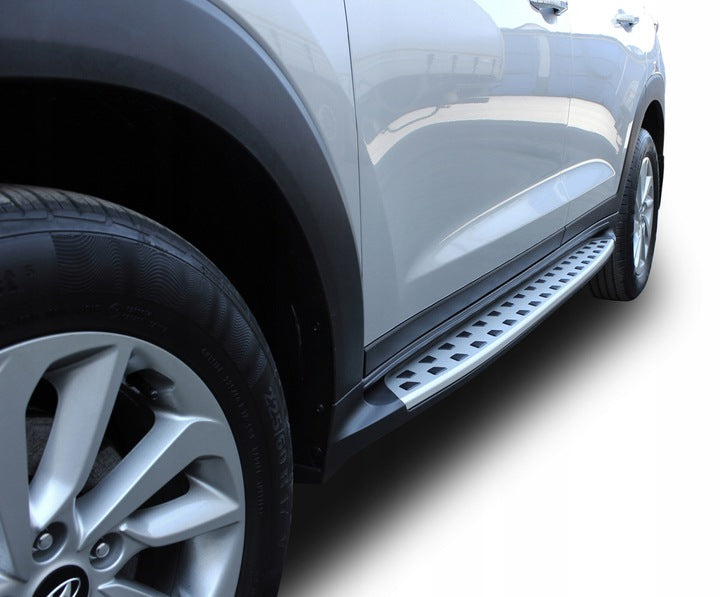Stigtrinn Hyundai Tuscon Scoutt (2015-2020) - sett bakfra