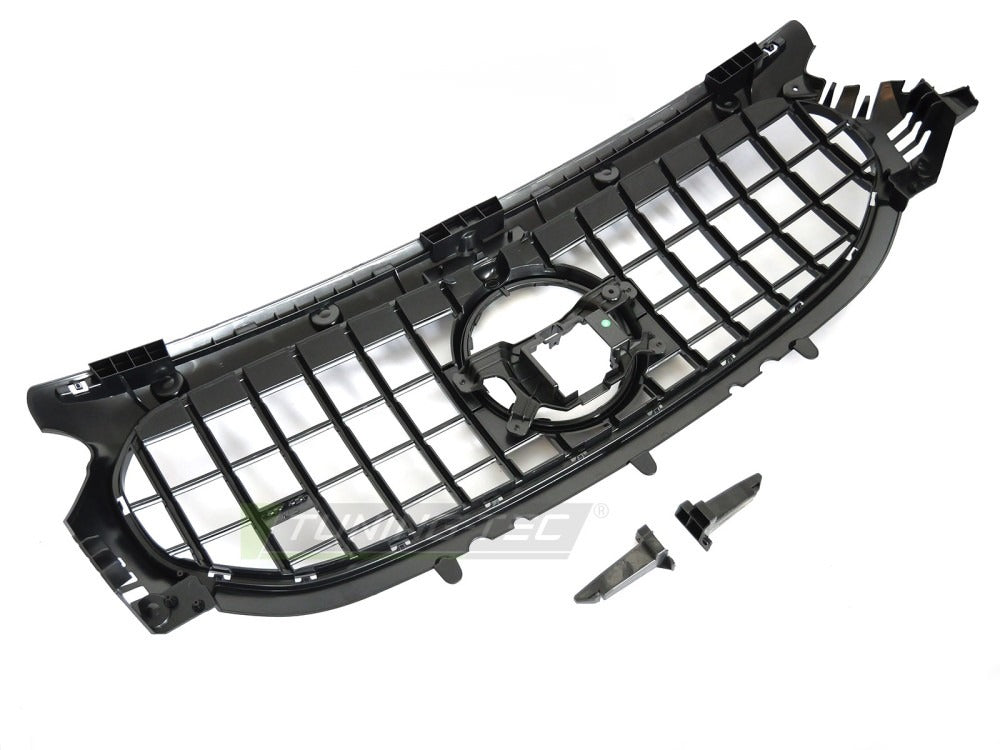 Grill Mercedes GLA H247 19-23 sort/krom med festedetaljer.