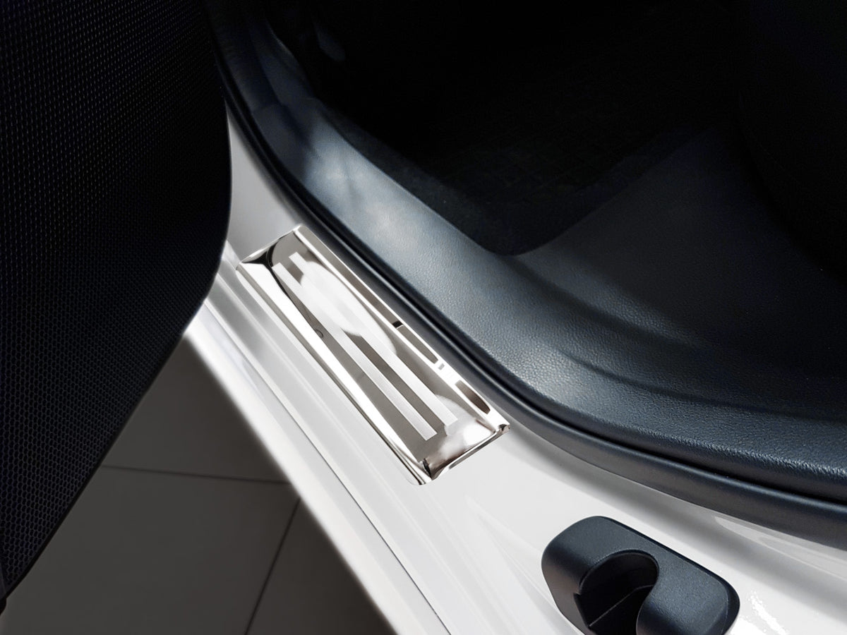 Avisa dørbeskytter til Subaru Impreza V facelift – sølv Silver Mirror