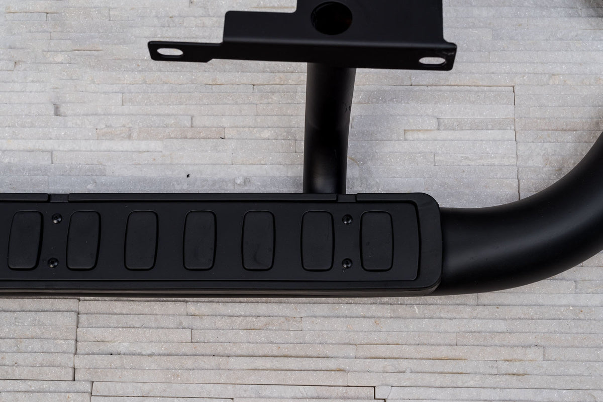 Stigtrinn Land Rover Defender Ventshield (2003-2016) - nærbilde