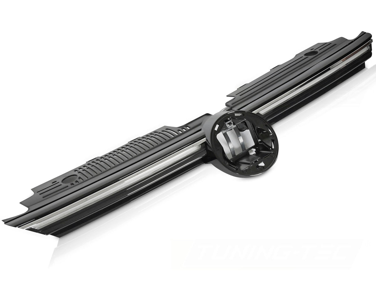 Grill til Line VW Golf 8 19-24 – hovedbilde på hvit bakgrunn