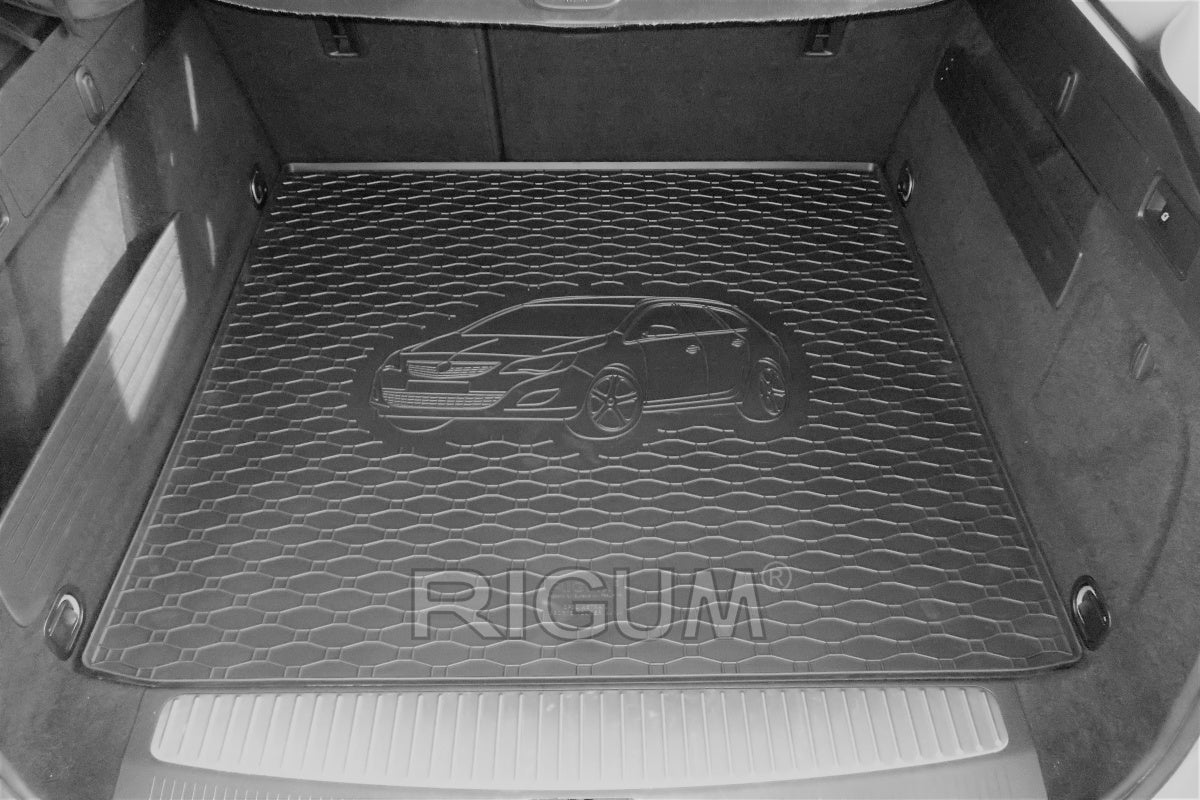 Rigum bagasjeromsmatte til Opel Astra J Sports Tourer – 10 mm sidekant