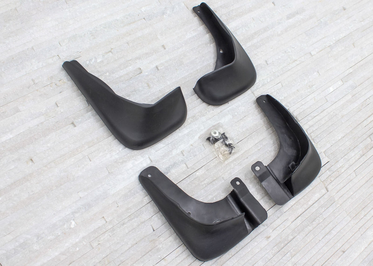 Skvettlapp Hyundai ELANTRA (2000-2006) – ABS - detaljer