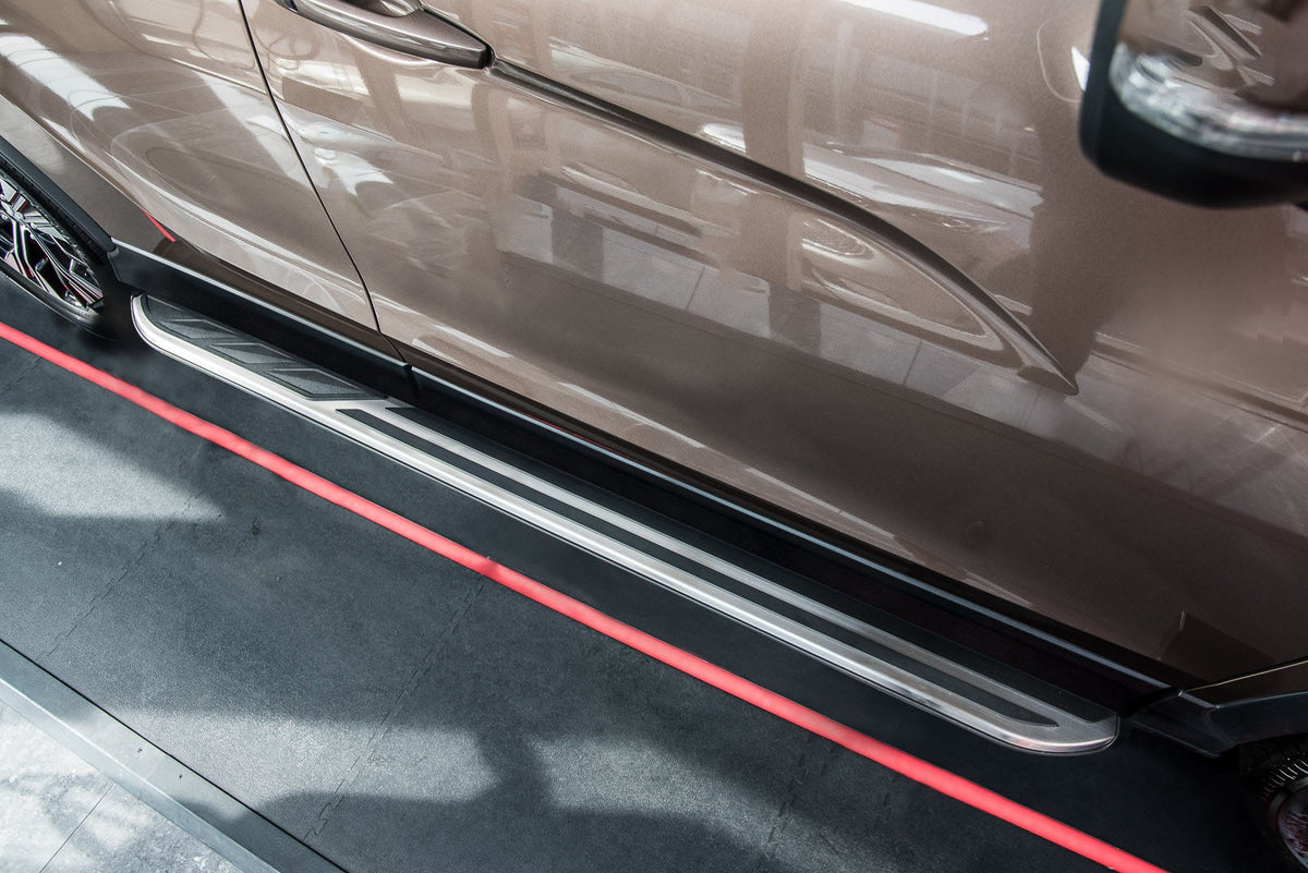 Stigtrinn fra Ventshield til Mitsubishi Eclipse Cross 2018-, aluminium og ABS, enkel montering uten boring