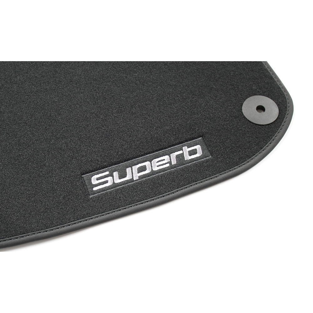 VAG OEM stoffmatter til Skoda Superb II – antiskli underside