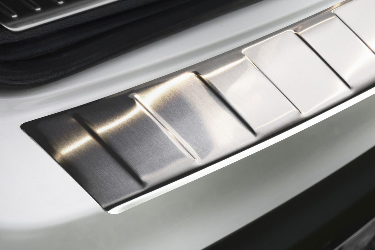 Avisa bakfangerbeskytter til Mercedes GLC (X253) / Silver Editon – 3M dobbeltsidig tape montering