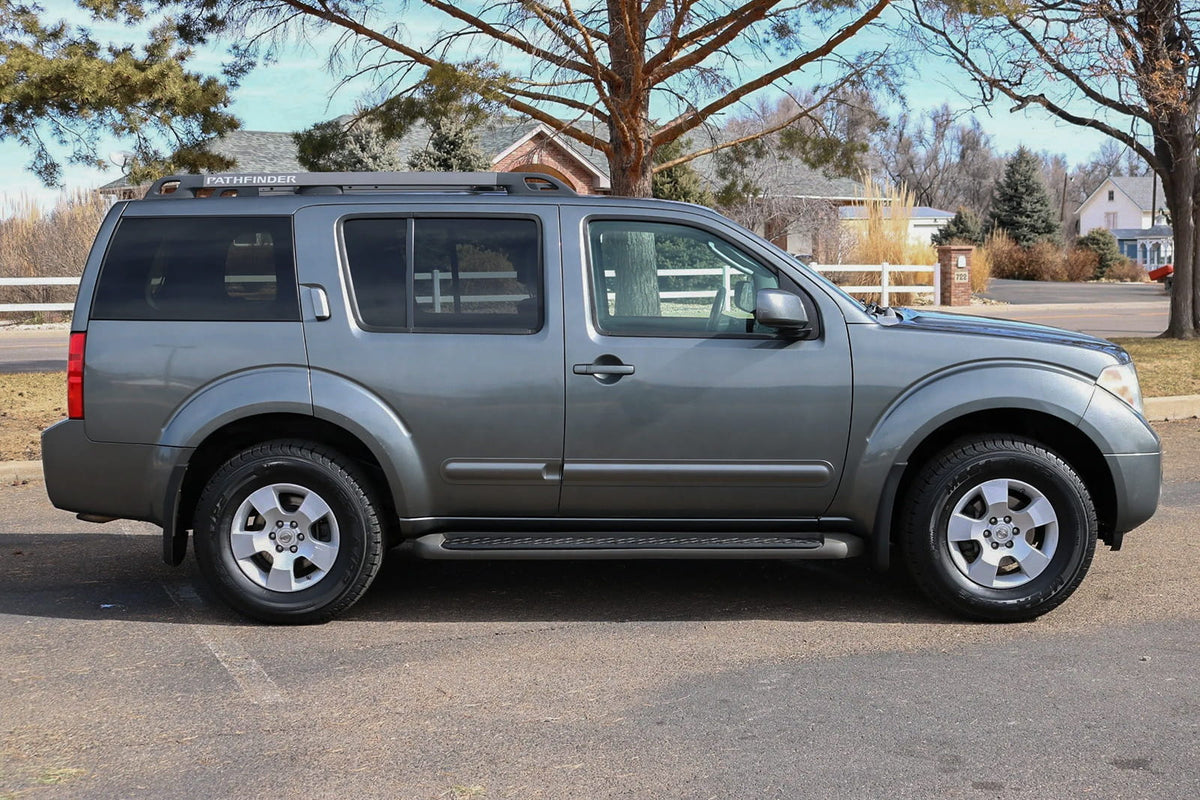 Takstativ Nissan Pathfinder III (R51) Ventshield (2004-2014) - sett bakfra