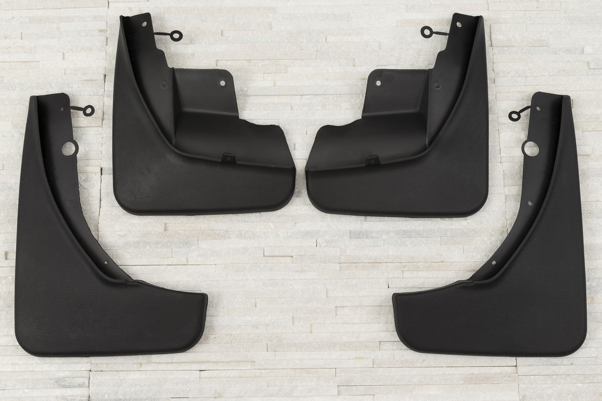 Ven-Tuning skvettlapp til Jeep Grand Cherokee IV (WK2) – svart ABS-materiale
