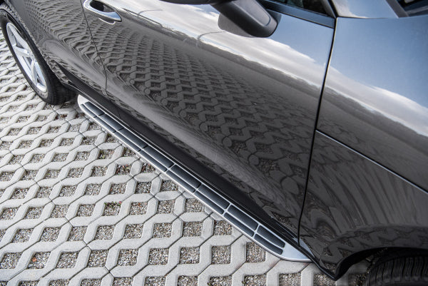 Stigtrinn fra Ventshield til Porsche Macan I (95B) i aluminium og svart/sølv