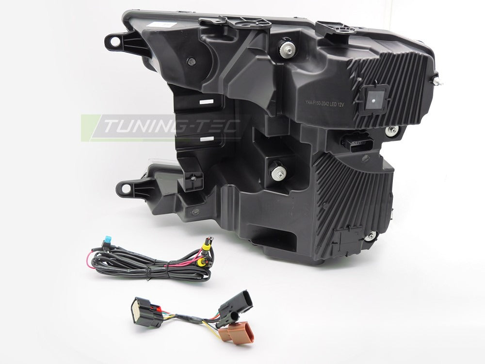 Frontlykter Ford F150 MK13 17-20 med festedetaljer og kontakter.