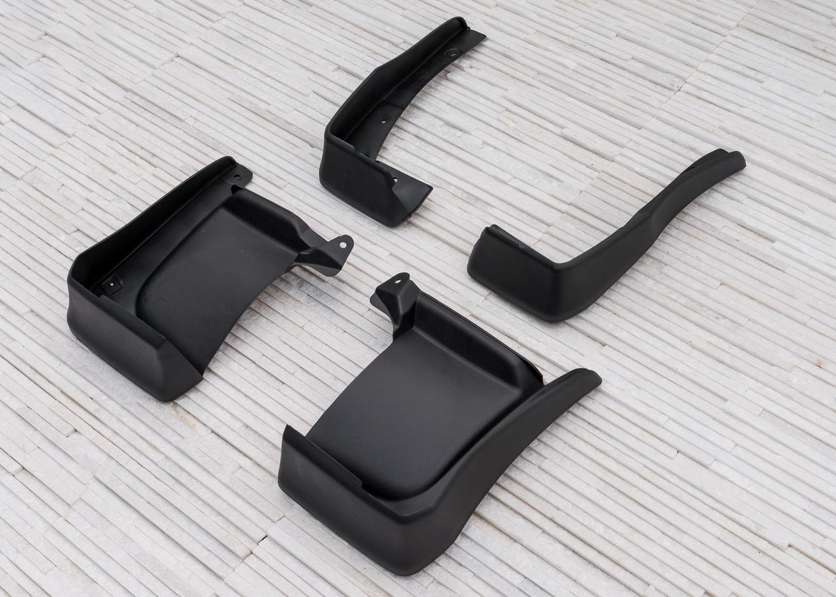 Ven-Tuning skvettlapp til Honda ACCORD SEDAN – svart ABS-materiale