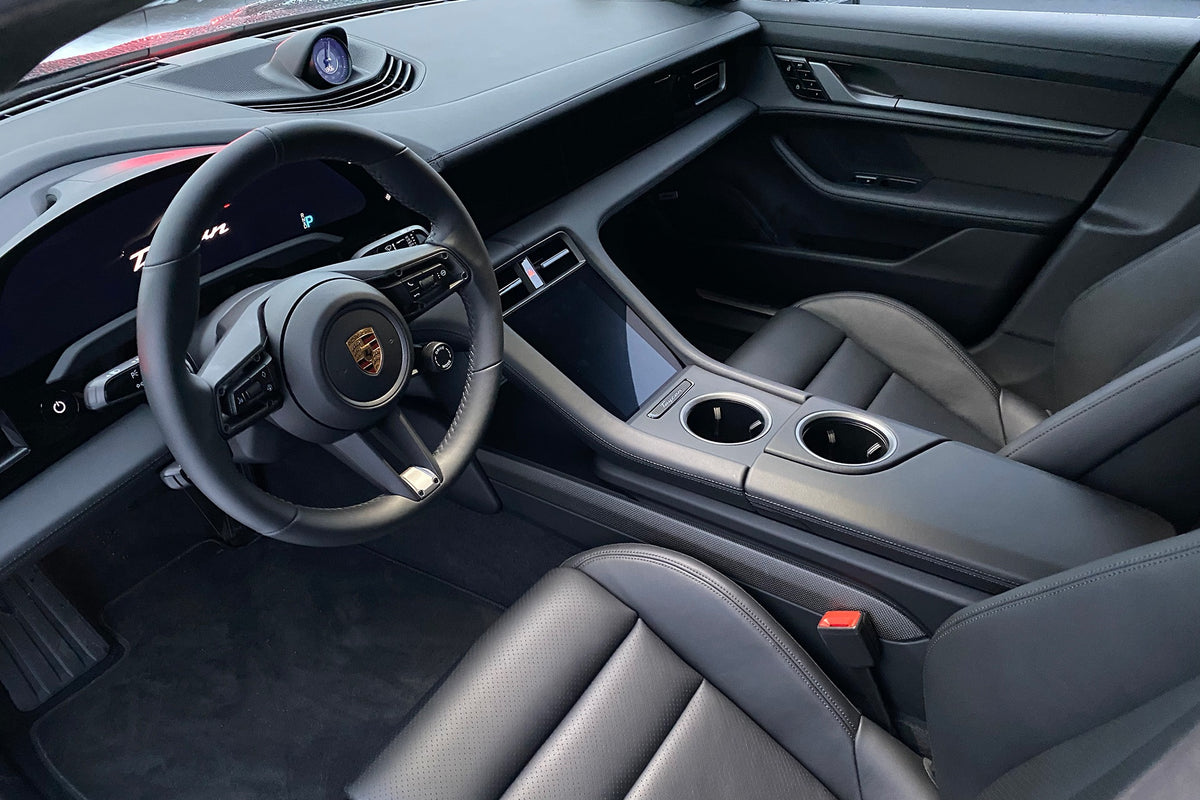 Stoffmatter Porsche Taycan (2019-) – Stoff | Porsche OEM - nærbilde