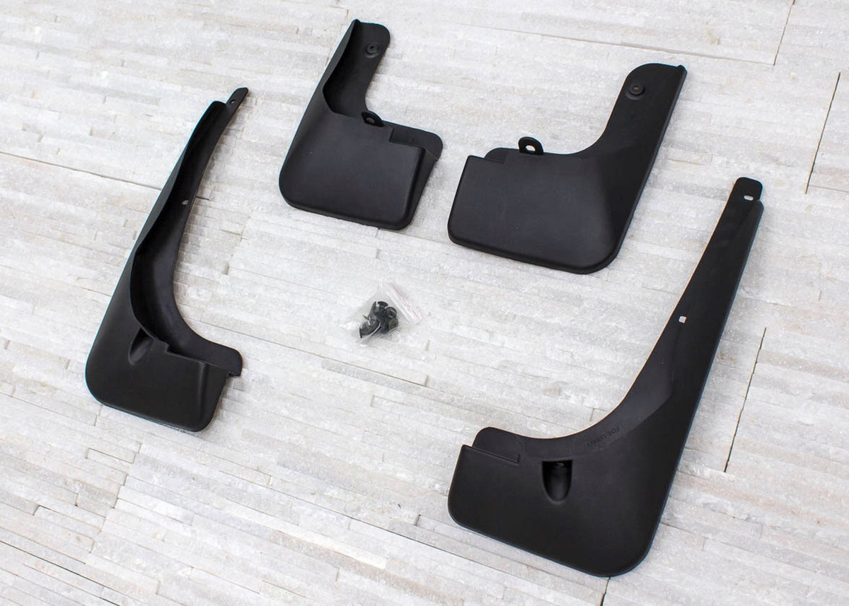Skvettlapp Toyota RAV4 IV (2013-2015) – ABS - nærbilde