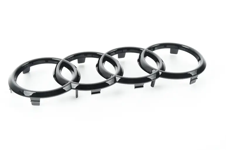 Emblem Audi Black Glossy - sett bakfra