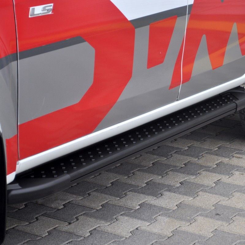 Stigtrinn Mitsubishi L200 ARP (2015-2019) - nærbilde