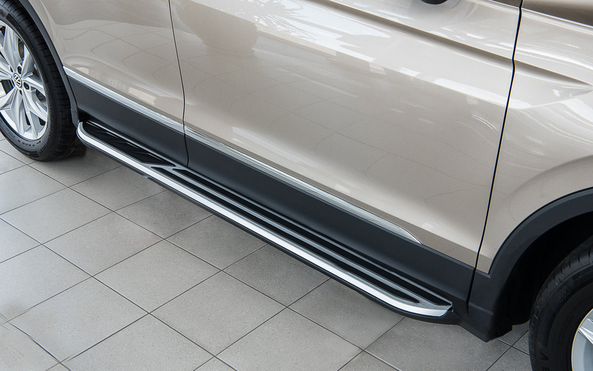 Stigtrinn Vw Tiguan Ventshield (2016-2024) - sett forfra