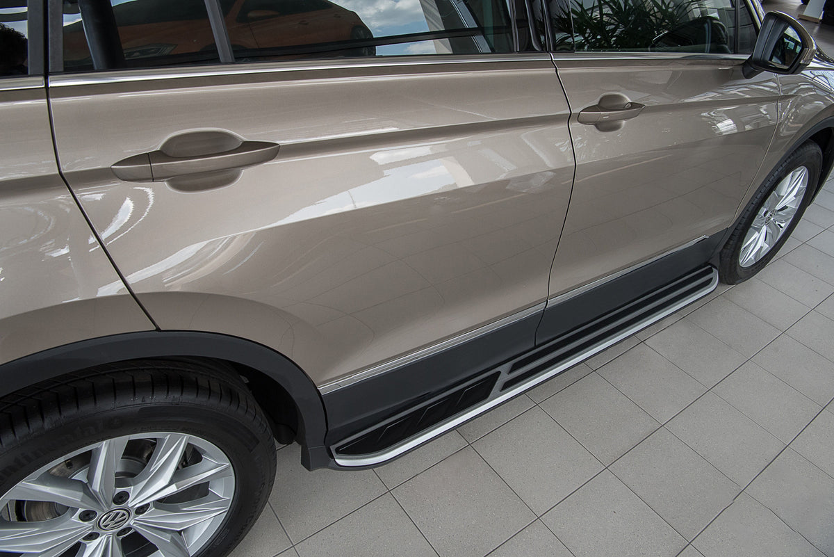 Stigtrinn fra Ventshield til VW Tiguan 2016-2024 i aluminium og ABS for enkel montering