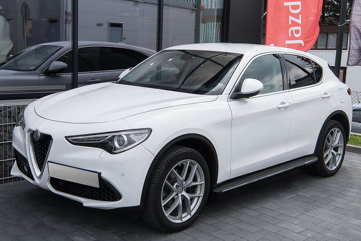 Stigtrinn Alfa Romeo Stelvio Ventshield (2016-2025) - sett bakfra