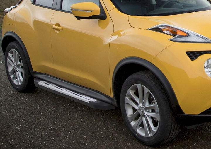 Stigtrinn Rival til Nissan Juke I 4WD 2010-2016 i aluminium og ABS for enkel montering