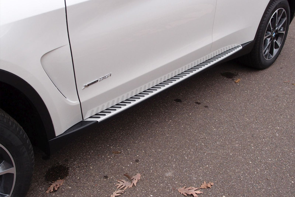 Stigtrinn fra Ventshield til Bmw X5 (F15) i aluminium og ABS med enkel montering