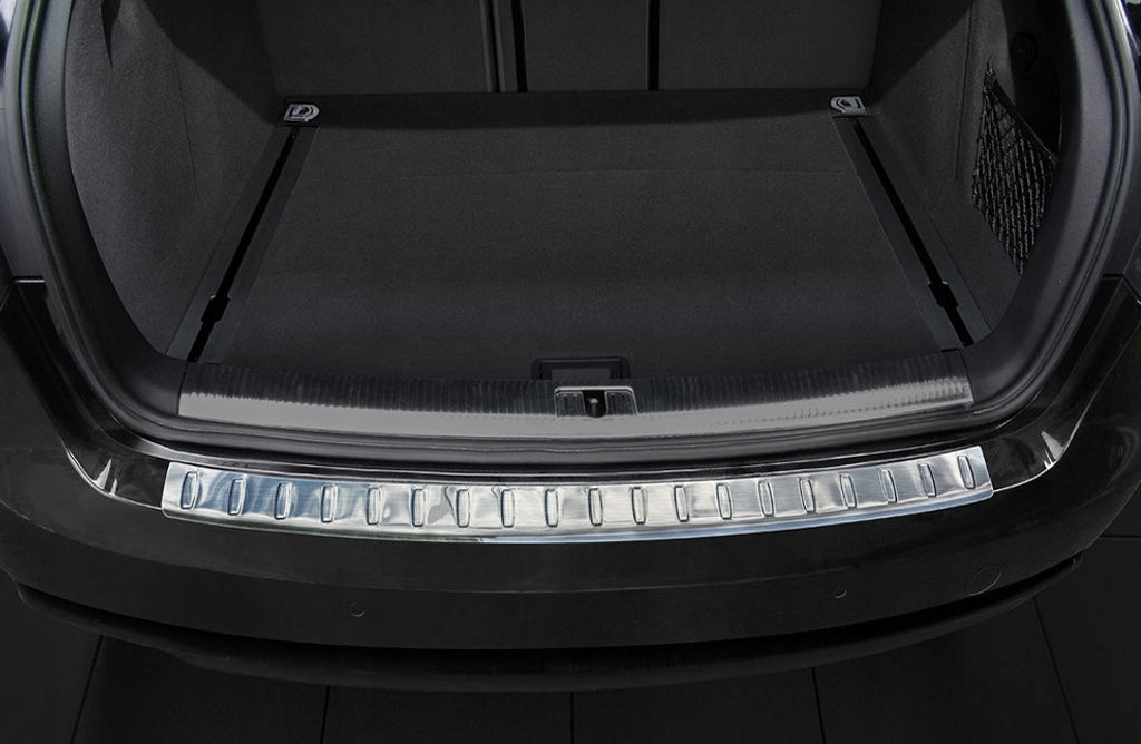 Avisa bakfangerbeskytter til Audi A4 B8 Avant Facelift – rustfritt stål