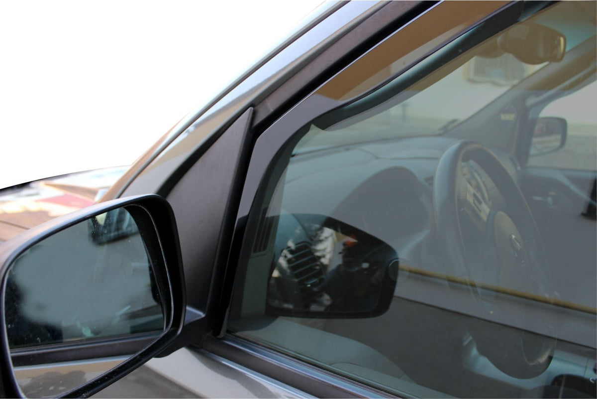 Heko vindavviser til Nissan Pathfinder III (R51) – røykfarget design