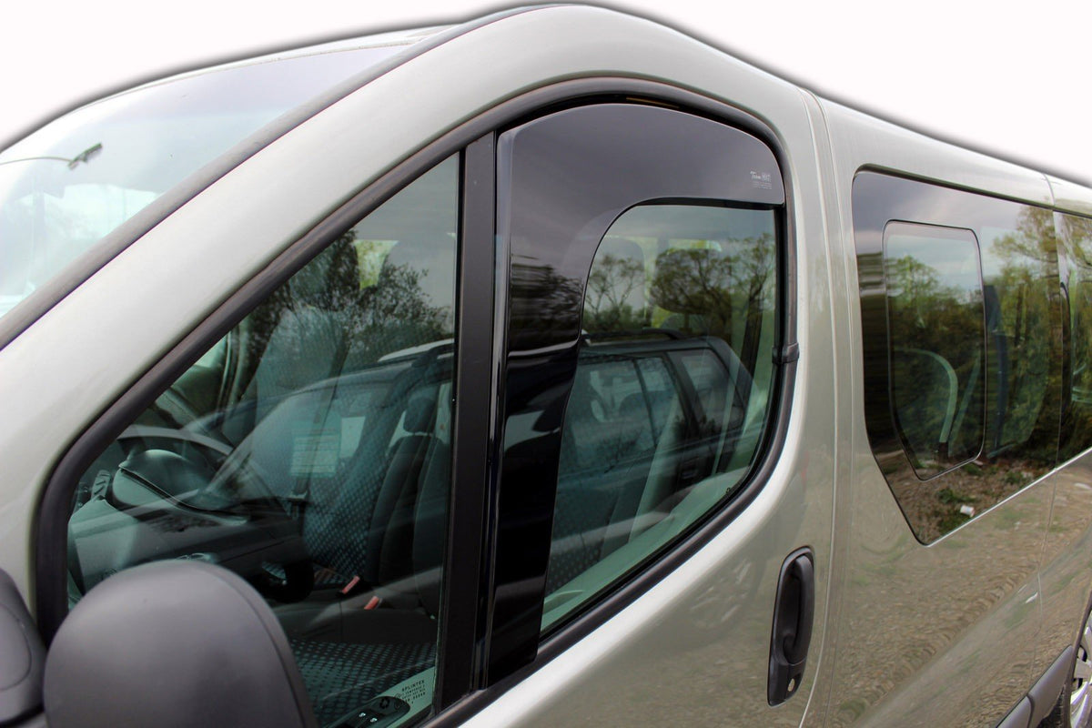 Heko vindavviser til Renault TRAFIC II – røykfarget