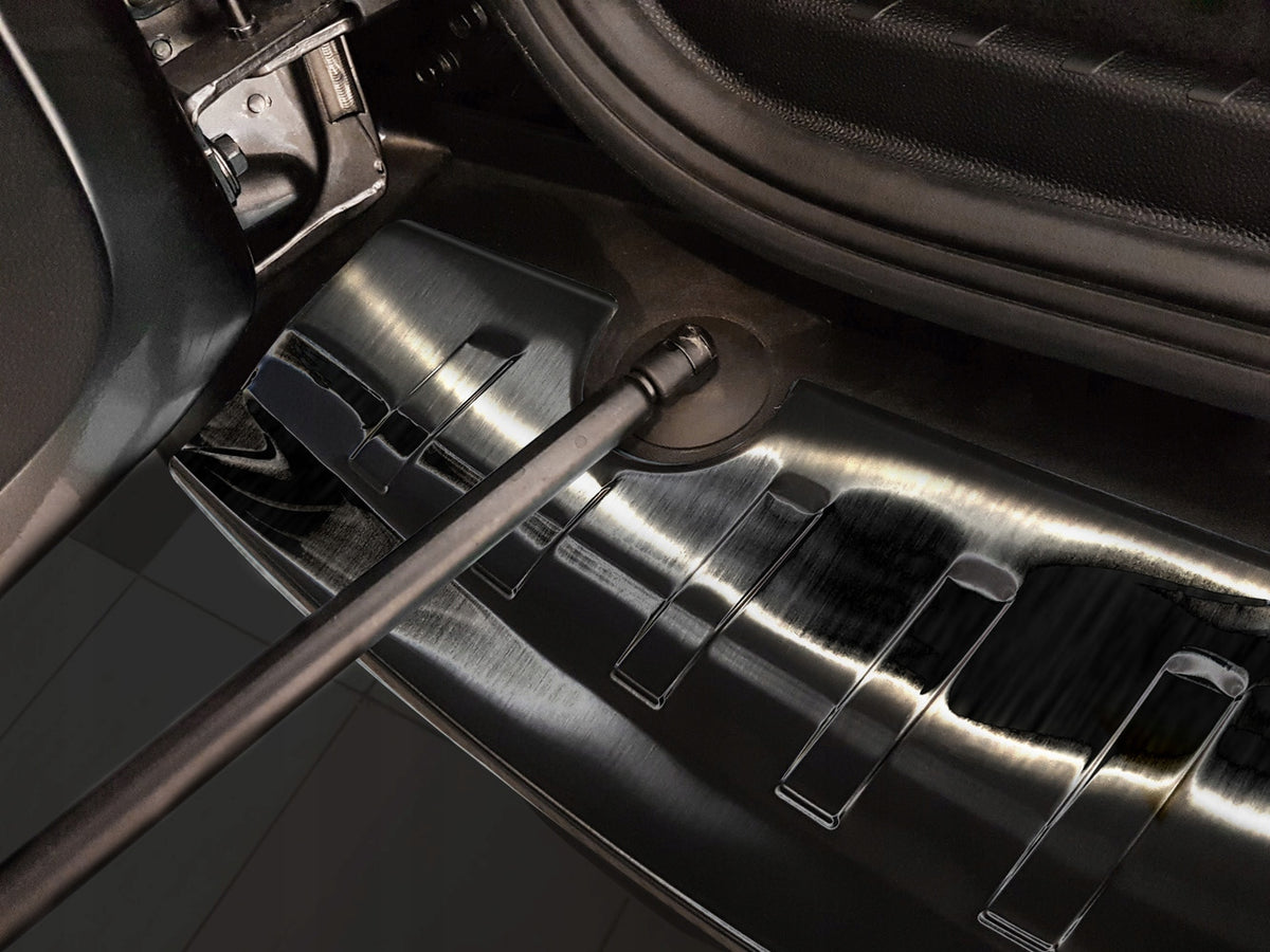 Bakfangerbeskytter Ford EcoSport II (facelift) (2017-) – Rustfritt stål - detaljer
