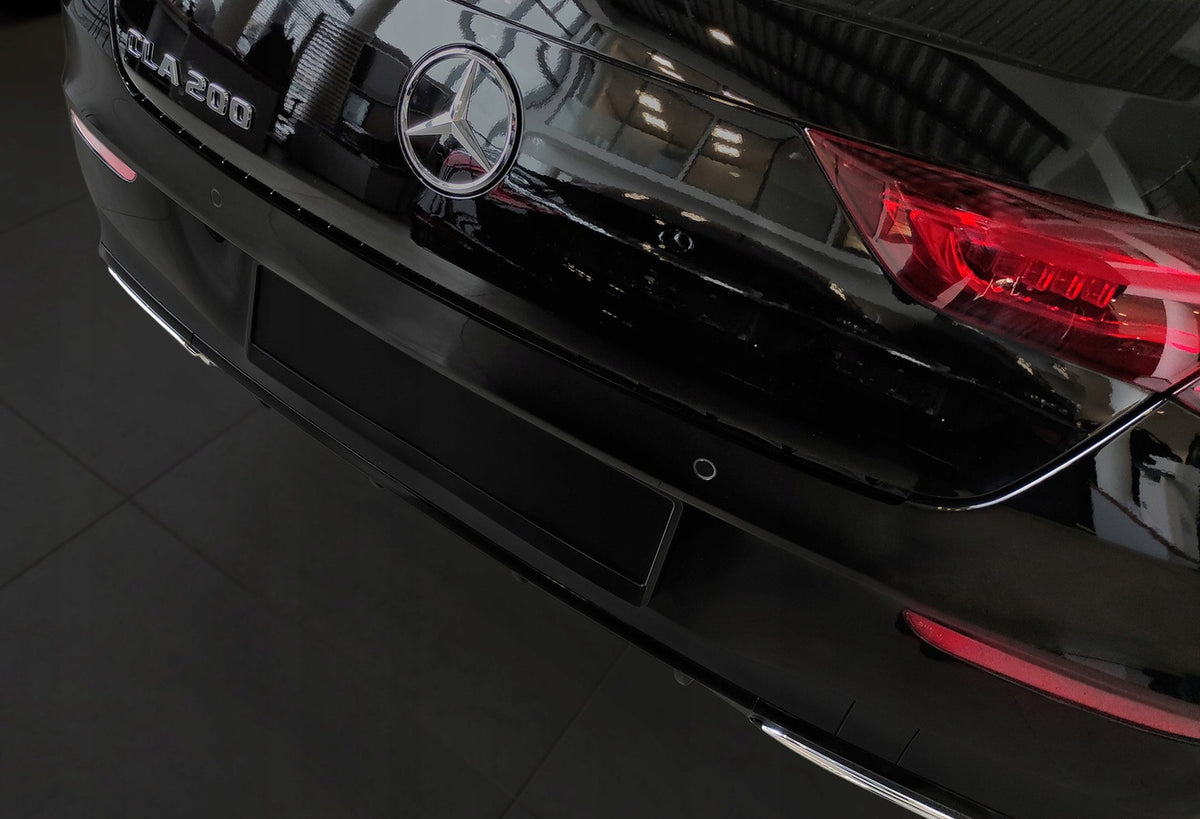 Avisa bakfangerbeskytter til Mercedes CLA-Class II Shooting Brake X118 – svart børstet