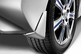Nissan OEM skvettlapp til Nissan Leaf II / Grey Metallic - sett 4 stk. – ABS Automotive plast