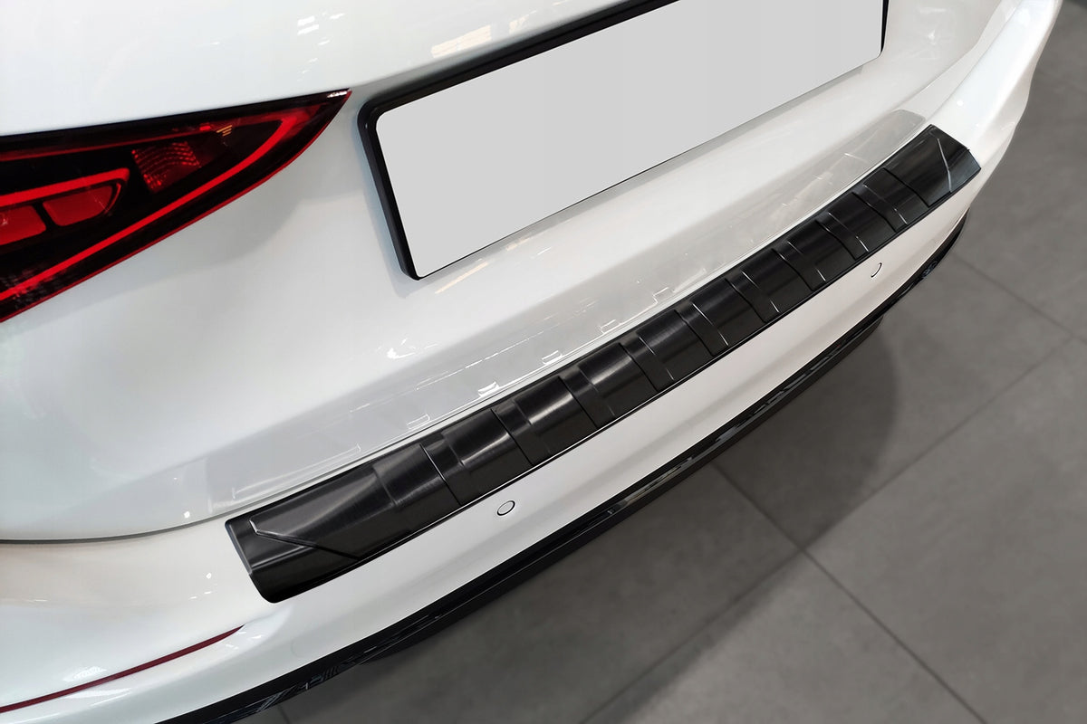 Avisa bakfangerbeskytter til Mercedes C (S206) T Model – svart børstet finish