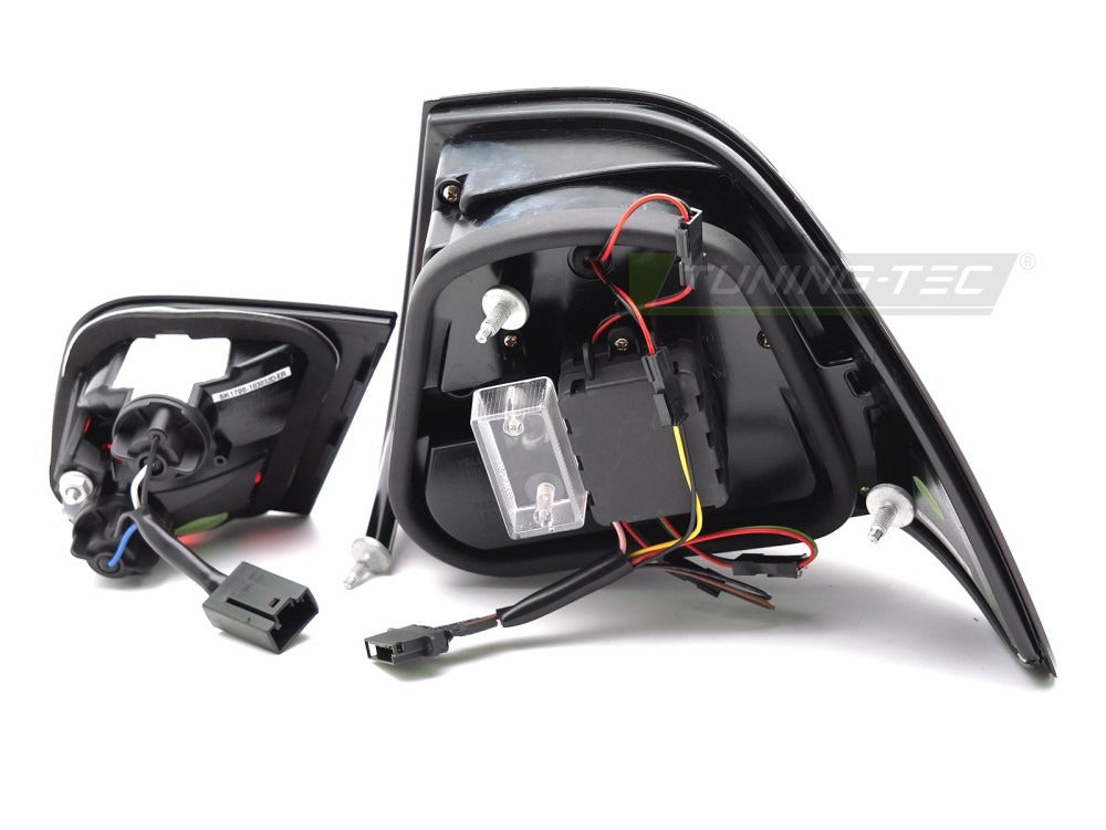 Baklykter BMW E46 Coupe Red LED Bar fra Tuning-Tec, detaljbilde av lysstripe.