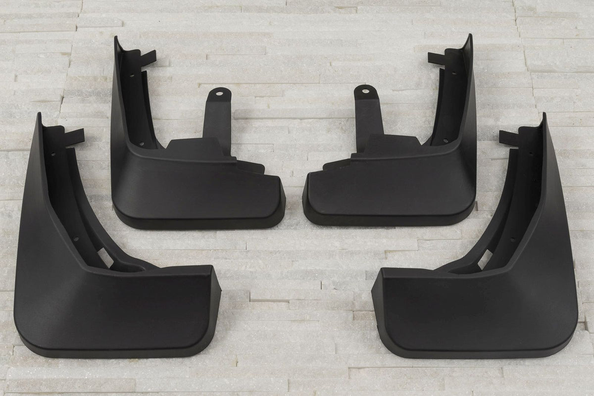 Ven-Tuning skvettlapp til Audi Q5 FY – svart ABS-plast