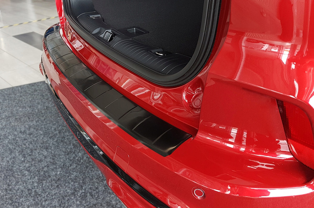 Avisa bakfangerbeskytter til Ford Kuga III ST-Line – skreddersydd passform