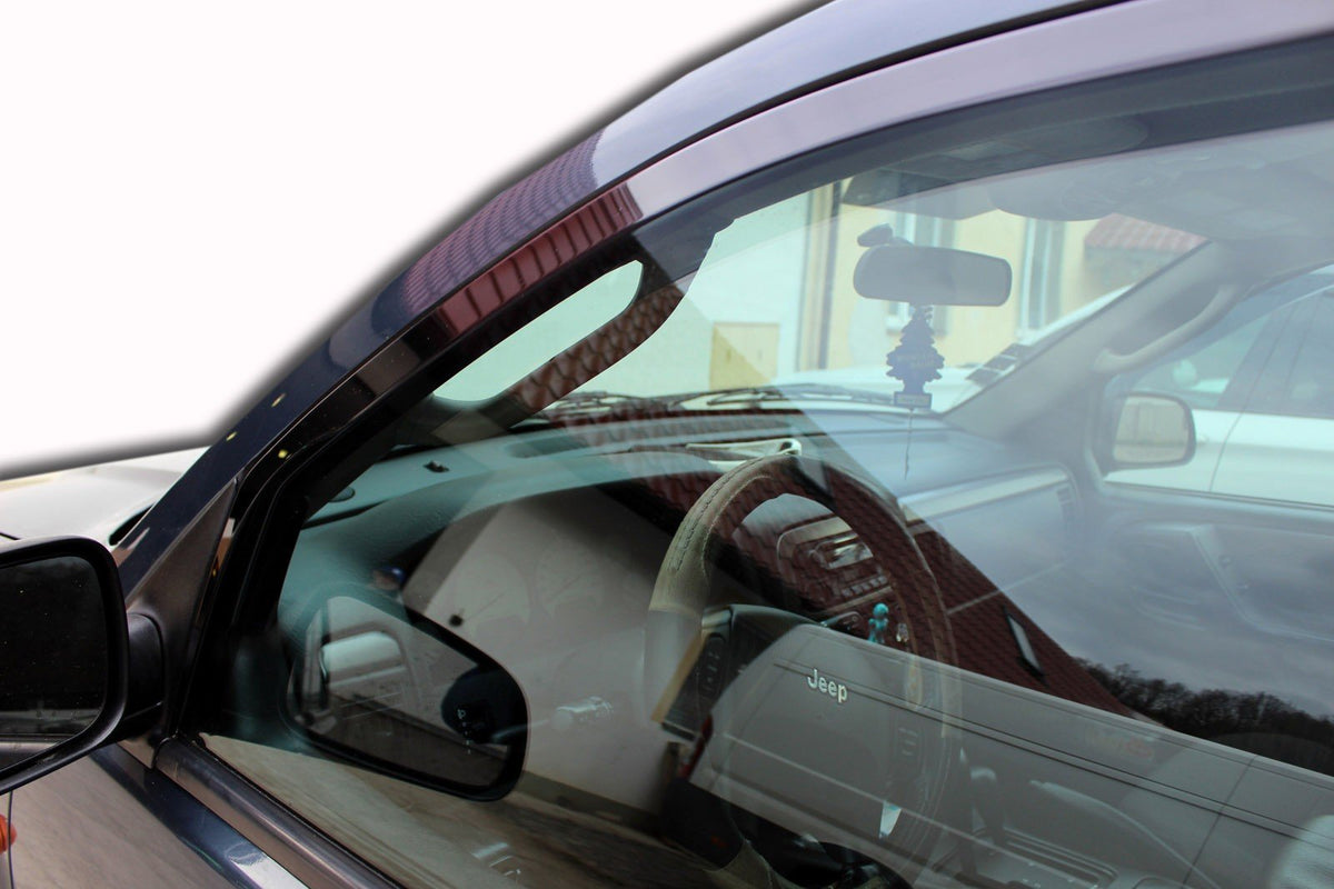 Heko vindavviser til Jeep Grand Cherokee II (WJ) – sort transparent plexi